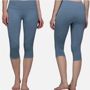 Lululemon In The Flow Crop II Leggings Heathered Blue Denim NWOT